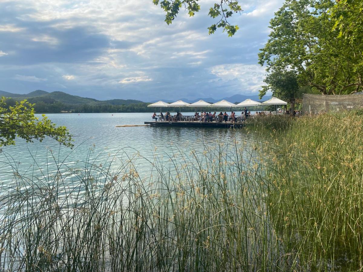 Aroa S Lake Appartement Banyoles Buitenkant foto